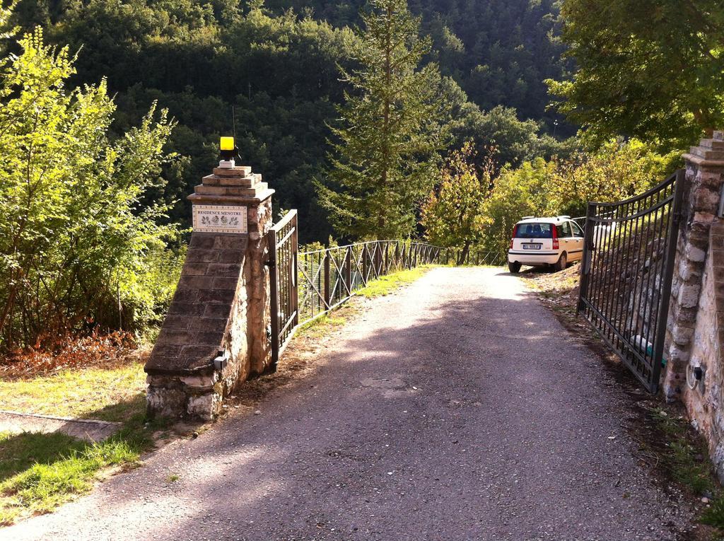 Menotre